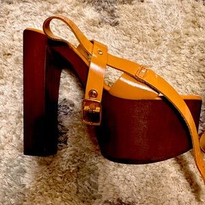 Like new Steve Madden Heels